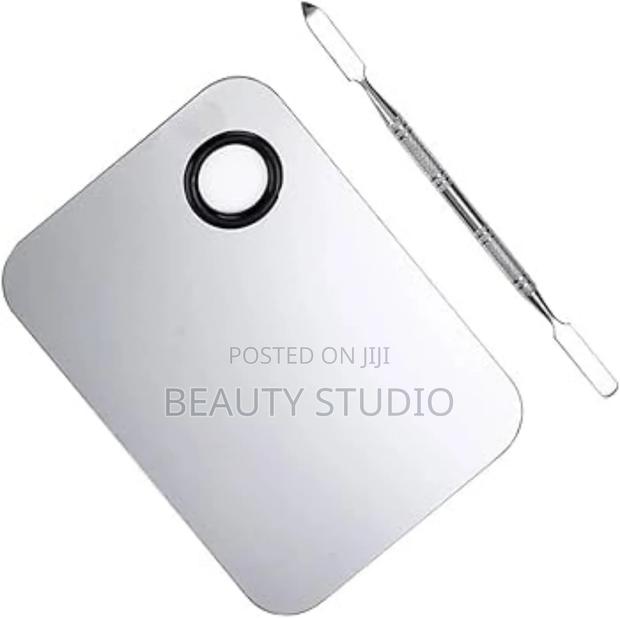 Makeup Mixing Palette (Small) + Spatula - main view