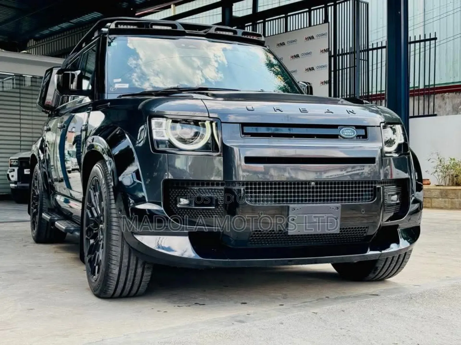 Land Rover Defender Carpathian Edition 2023 Gray