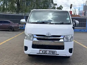 Toyota HiAce 2014 White