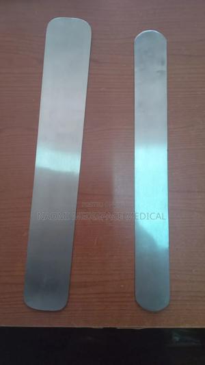 Malleable/Ribbon Retractor - main view