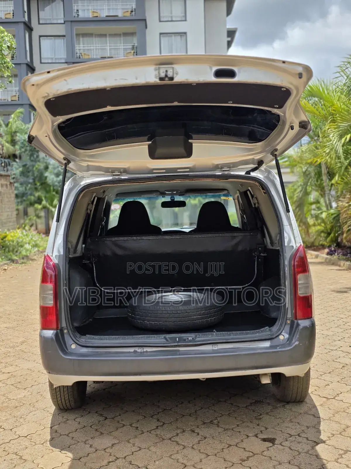 Toyota Probox 2013 Silver