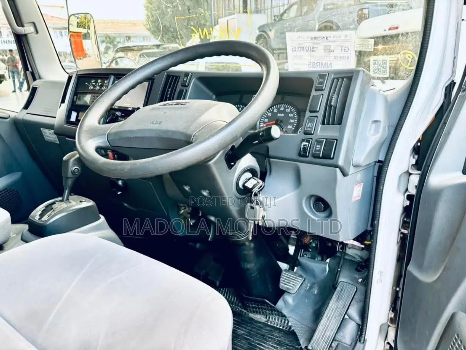 Isuzu Elf Truck