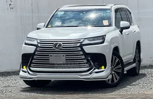 Lexus LX LX 600 2023 White