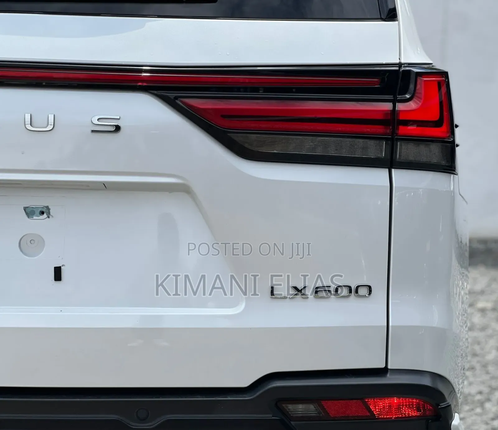 Lexus LX LX 600 2023 White