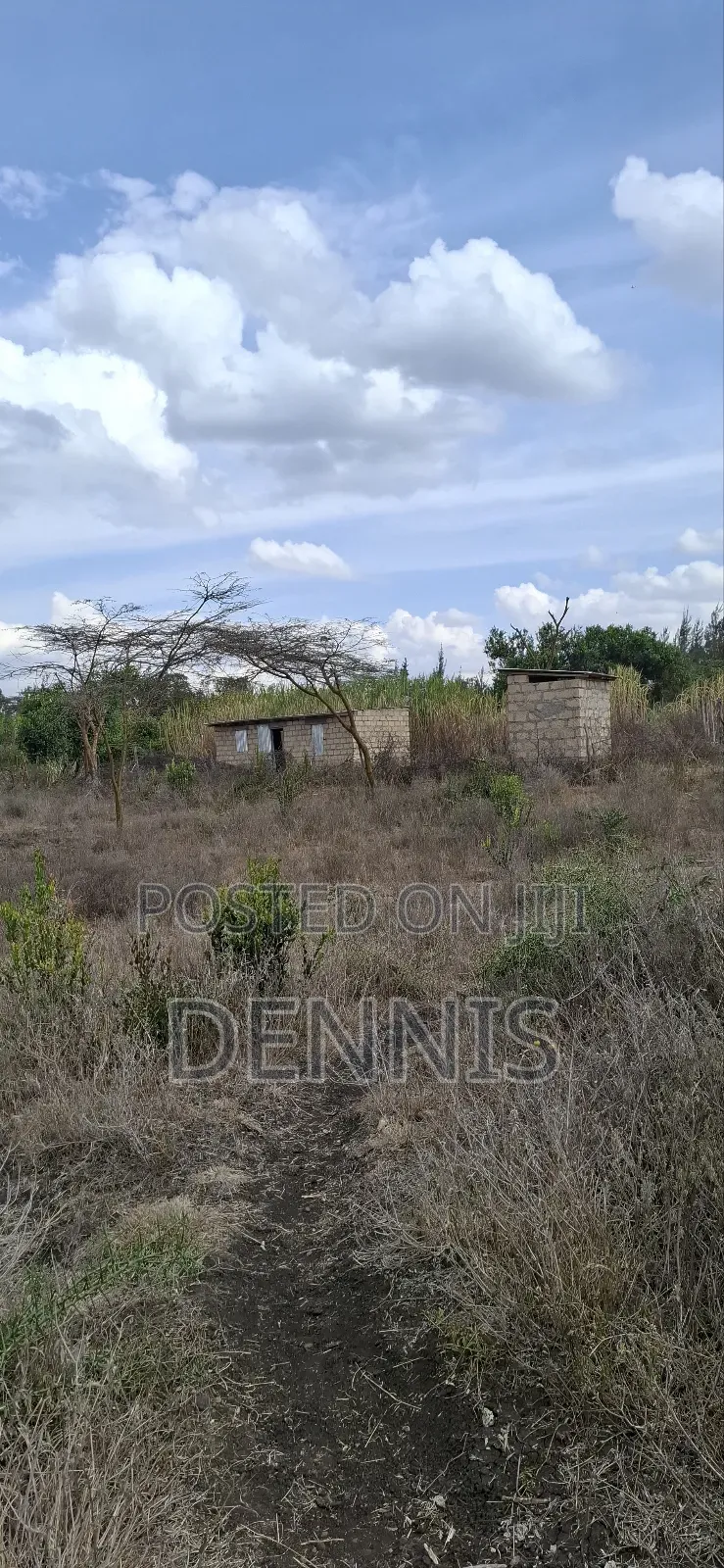Distress Sale. Must Sell. Quarter 1⁄4 Acre Plot for Sale in Kiserian