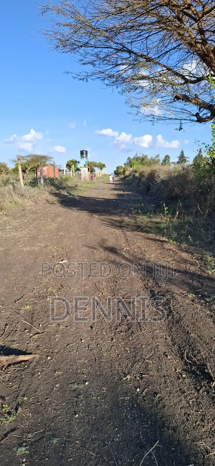 Distress Sale. Must Sell. Quarter 1⁄4 Acre Plot for Sale in Kiserian