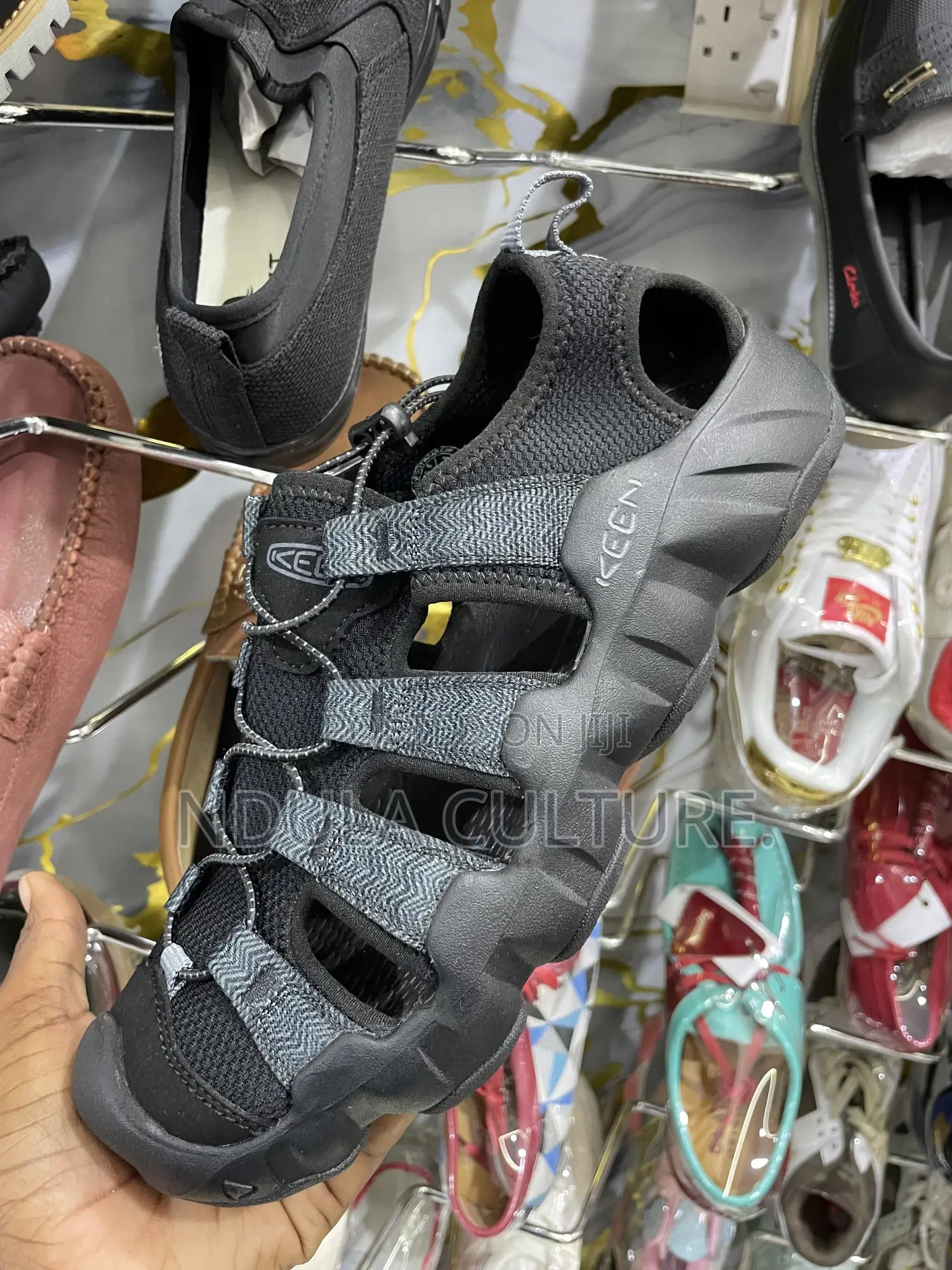 Keen Sandals Leather //Canvas