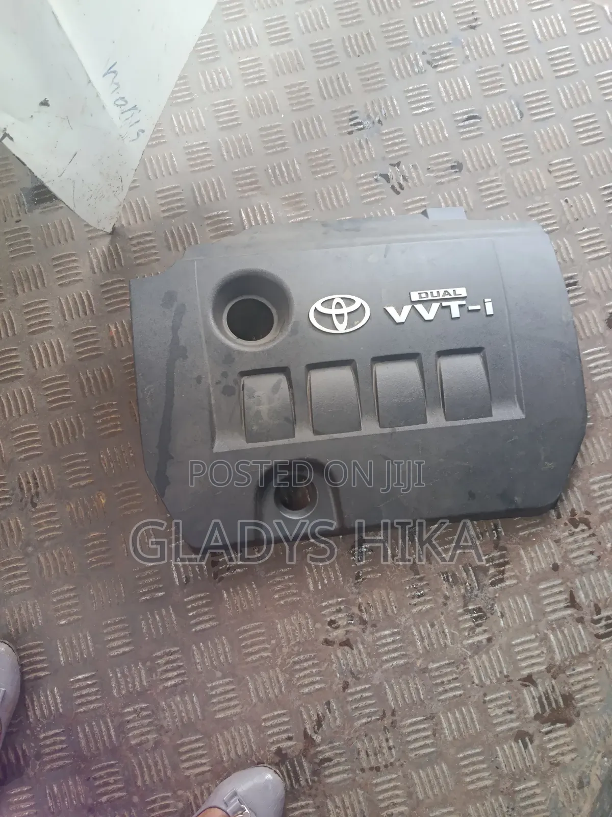 Dual Vvti Top Cover on Sale
