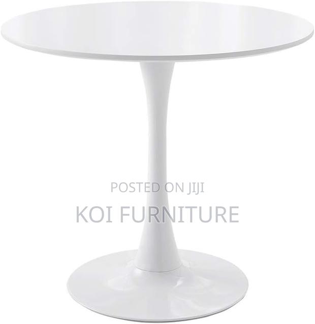Coffee Table; Sleek Round Marble Coffee Table - thumbnail 4
