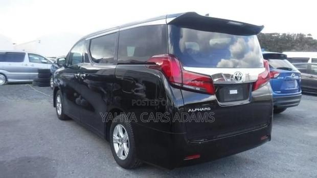 Toyota Alphard 2020 Black