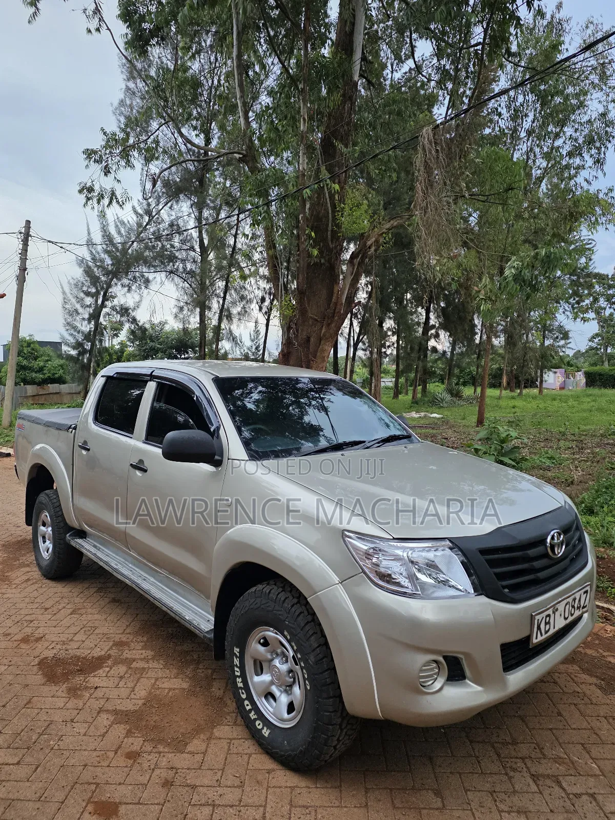 Toyota Hilux 2013 Gold