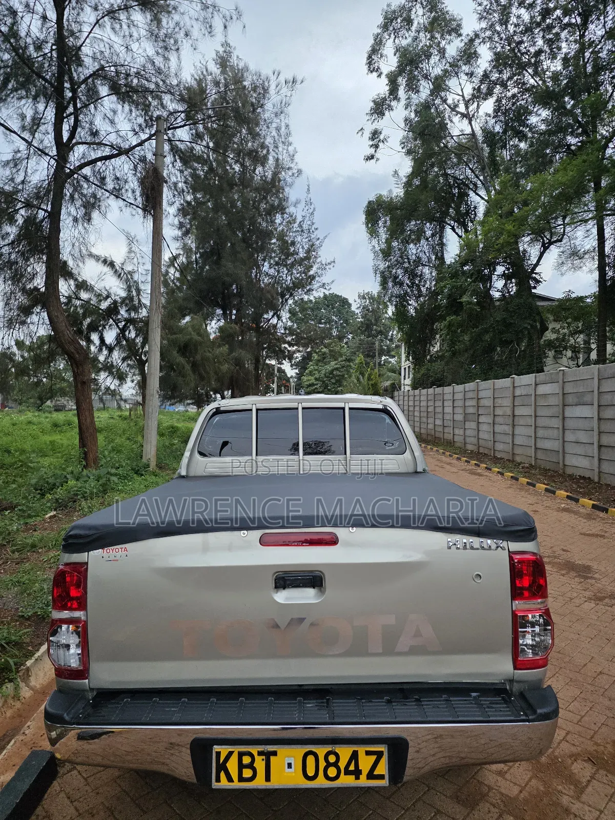 Toyota Hilux 2013 Gold