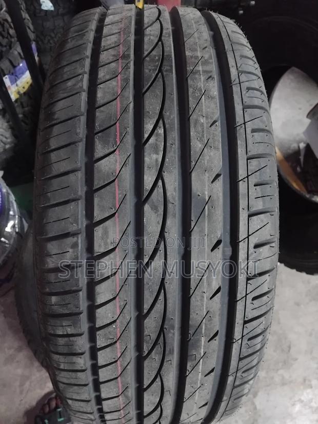 Tyre 225/45zr18 Doubleking