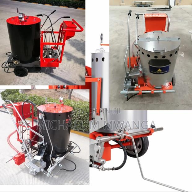 Rapid Heating Thermoplastic Road Marking Machine