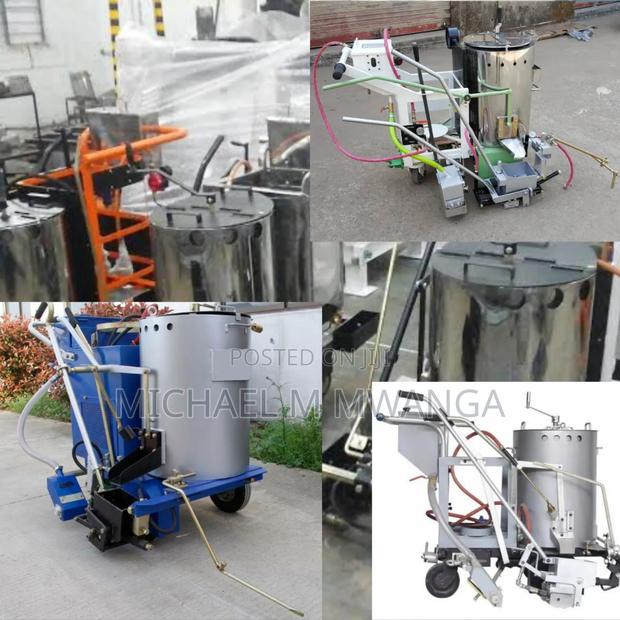 Line Perfect Thermoplastic Road Marking Machine