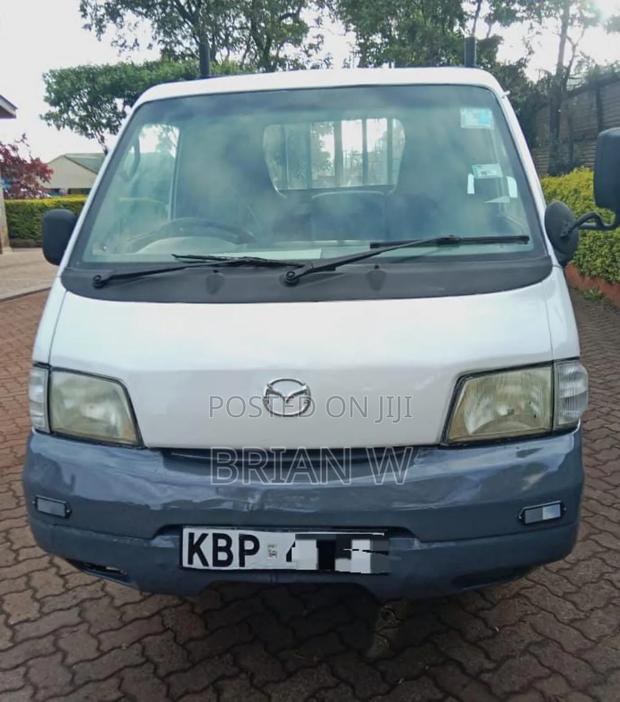 Nissan Vanette Pickup - thumbnail 2