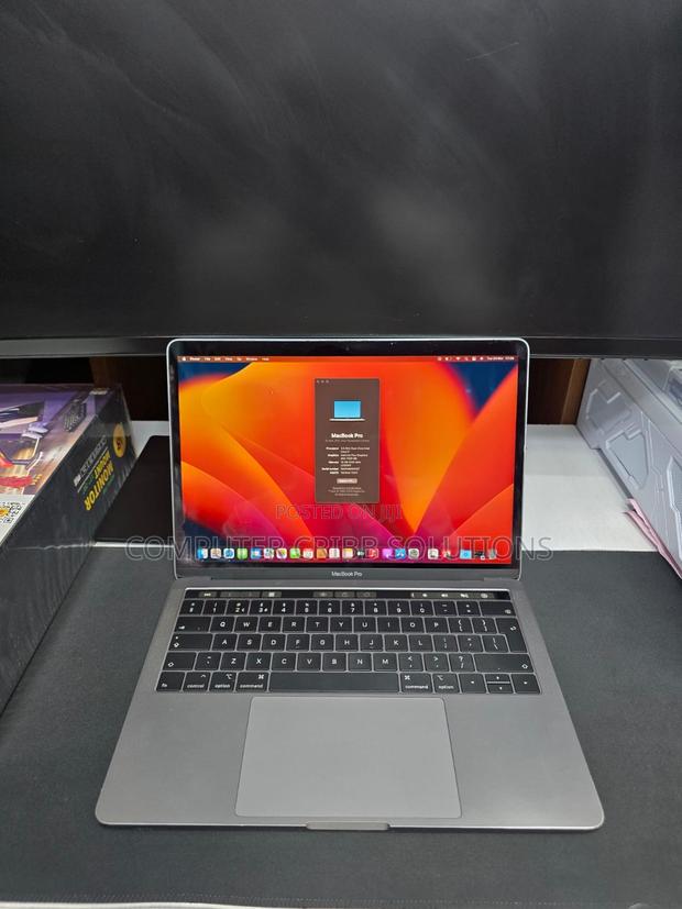 Laptop Apple MacBook Pro 2017 16GB Intel Core i5 SSD 512GB
