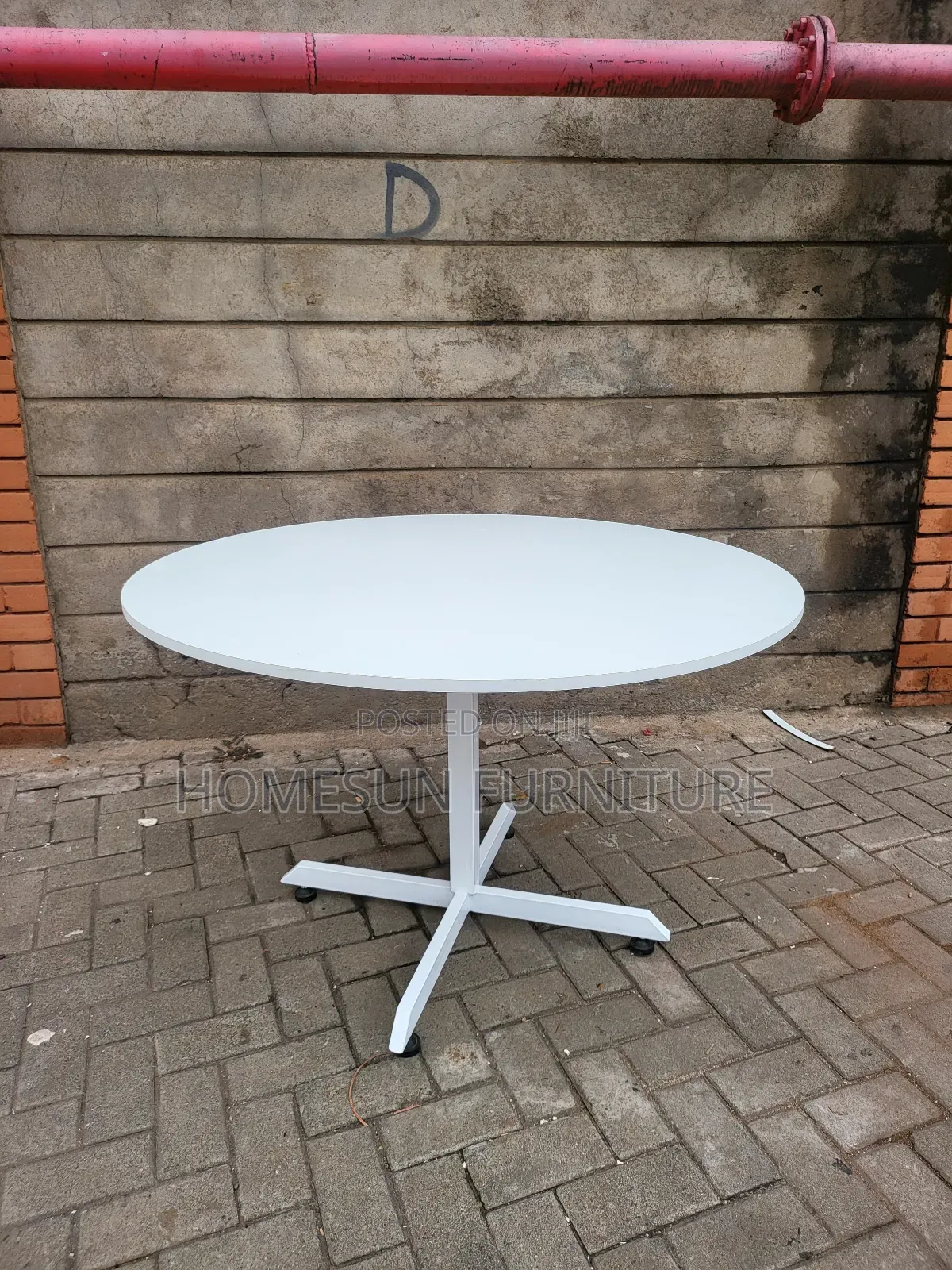Round Office Table