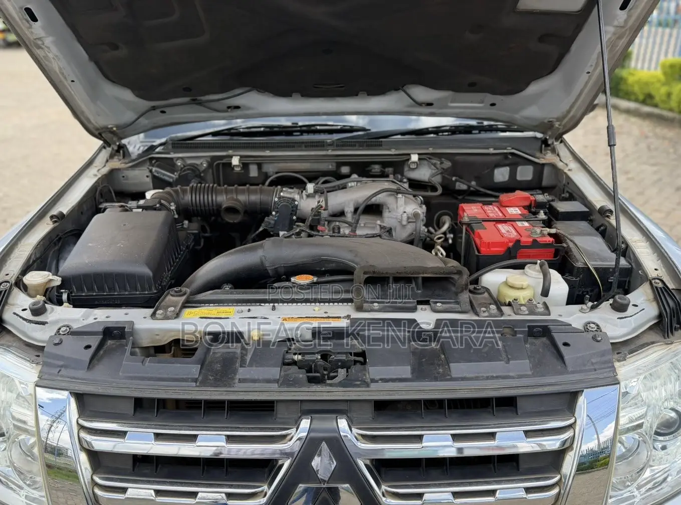 Mitsubishi Pajero 3.0 2012 Silver