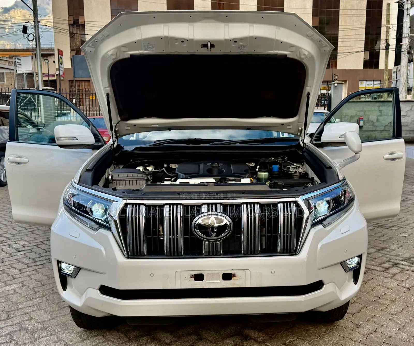 Toyota Land Cruiser Prado 2.8 2019 White