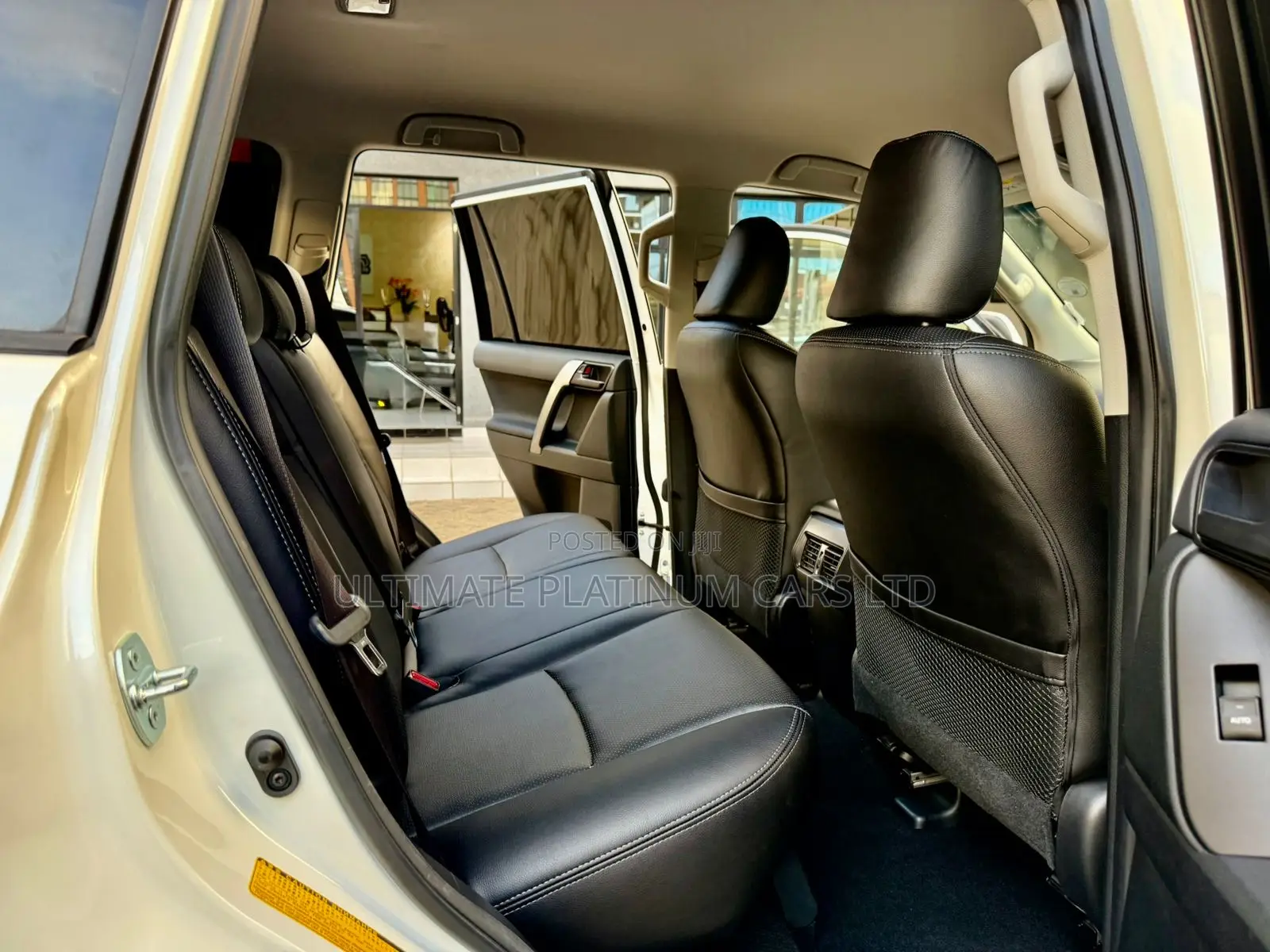 Toyota Land Cruiser Prado 2.8 2019 White