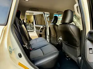 Toyota Land Cruiser Prado 2.8 2019 White