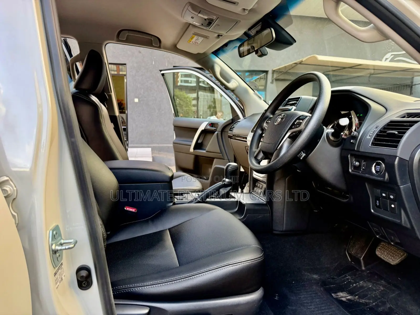 Toyota Land Cruiser Prado 2.8 2019 White