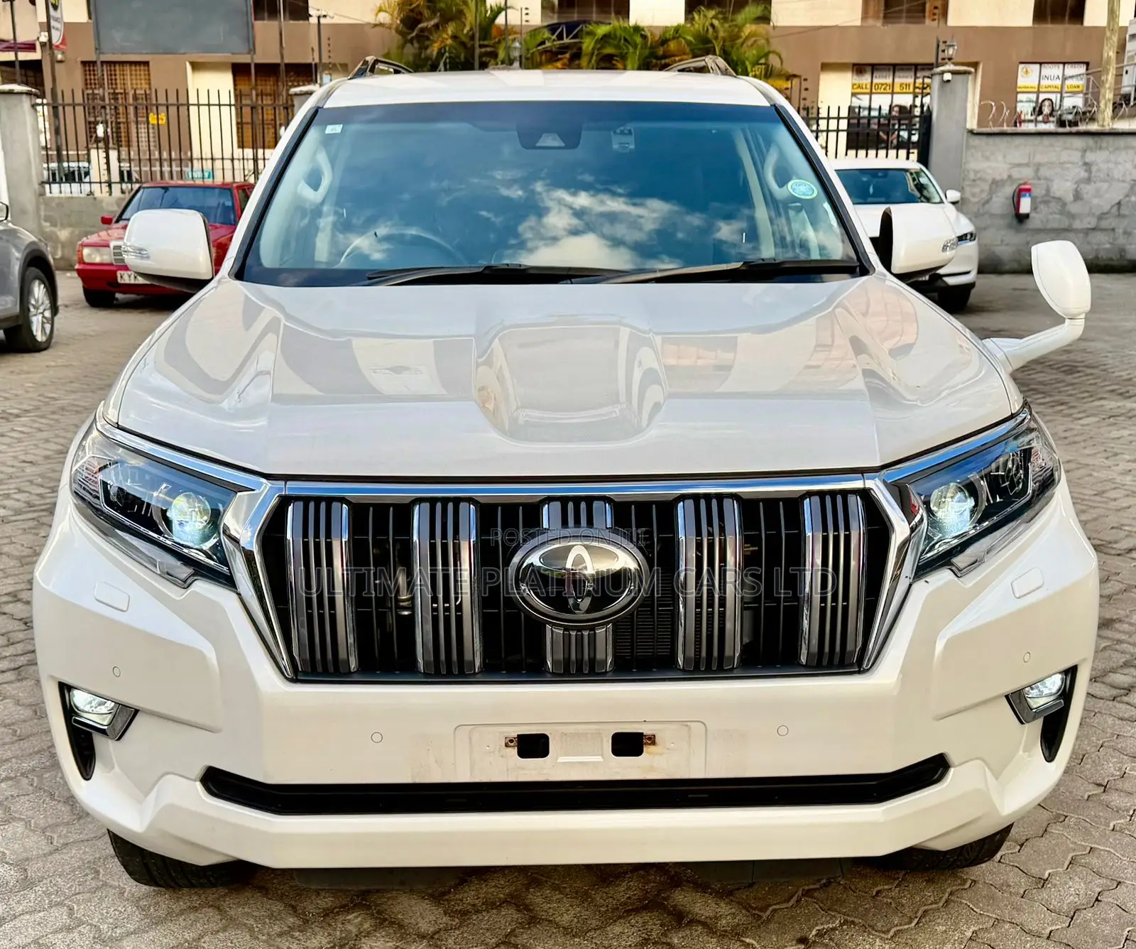 Toyota Land Cruiser Prado 2.8 2019 White