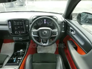 Volvo XC40 T4 Hybrid FWD 2020 Black