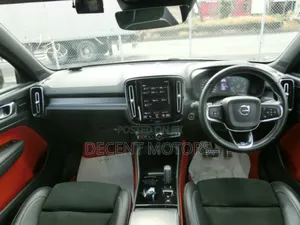 Volvo XC40 T4 Hybrid FWD 2020 Black