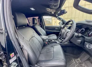 Toyota Hilux Revo Double Cab Deisel 2.4 AWD 2019 Black