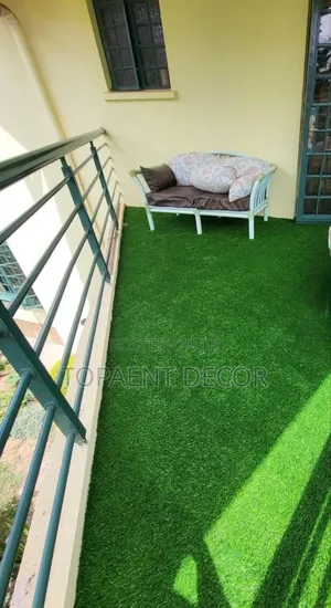 25mm Styled in Green and Built for Comfort Artificial Balcony Grass