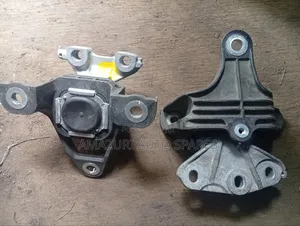 Honda N-Box Engine Mounting