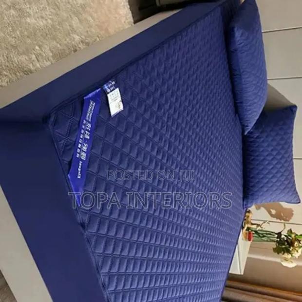 Dust Protection Fitted Waterproof Mattress Covers