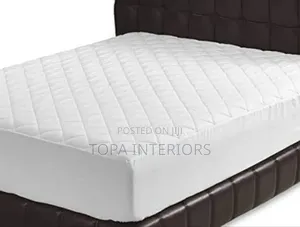 Premium Quality White Waterproof Fitted Mattress Covers