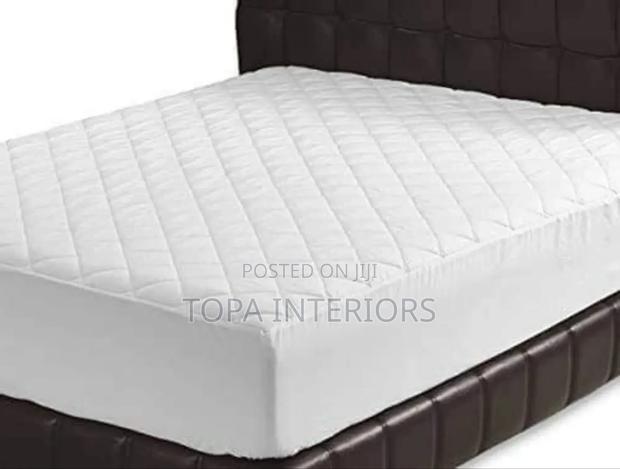 Premium Quality White Waterproof Fitted Mattress Covers