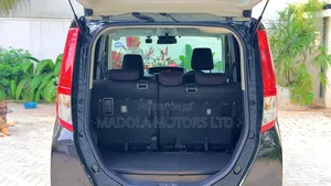 Toyota Roomy 1.0 AWD 2019 Matt Black