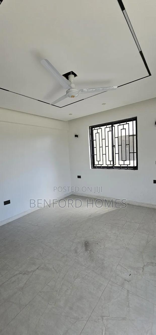 2bdrm Apartment in Nyalj, Nyali Mkomani for sale - thumbnail 5