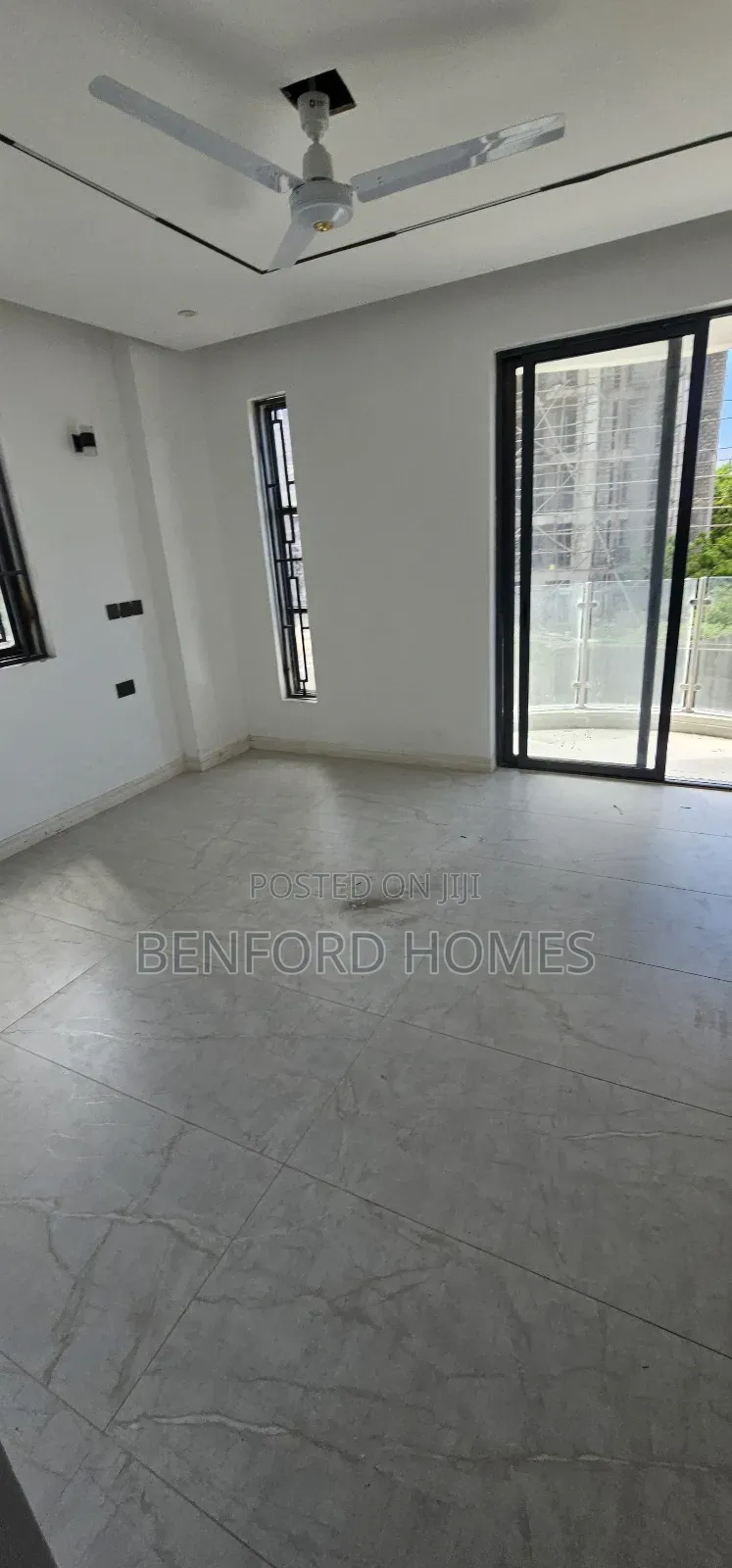 2bdrm Apartment in Nyalj, Nyali Mkomani for sale