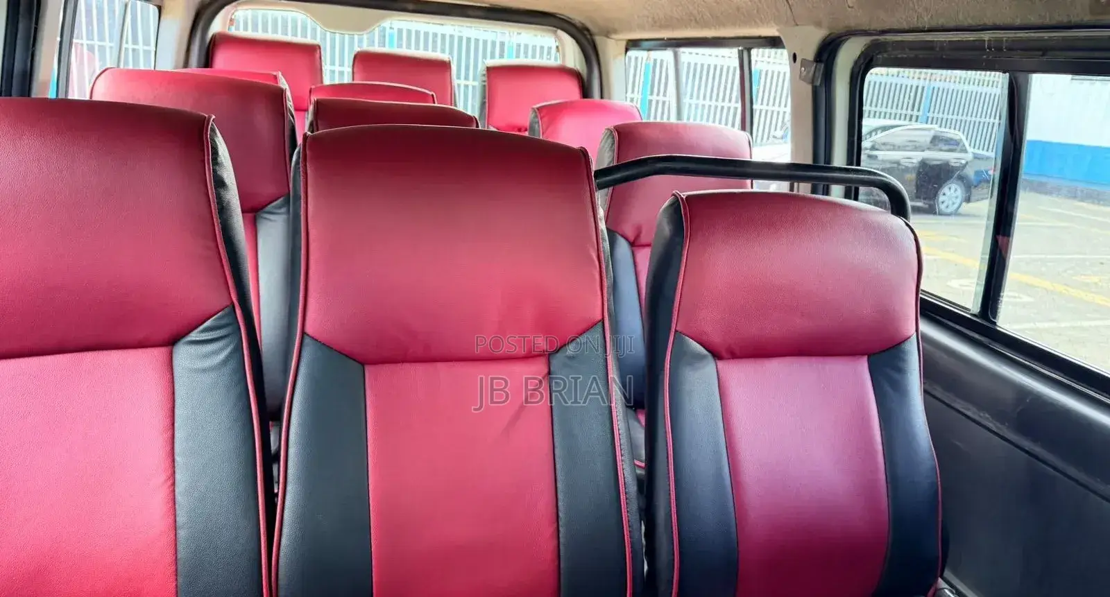Toyota HiAce 2013 White