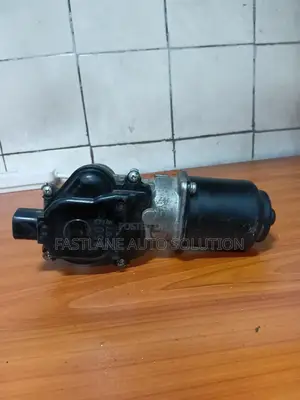 Mitsubishi Galant Fortis Lancer RVR Outlander Front Wiper Motor