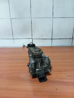 Mitsubishi Galant Fortis Lancer RVR Outlander Front Wiper Motor