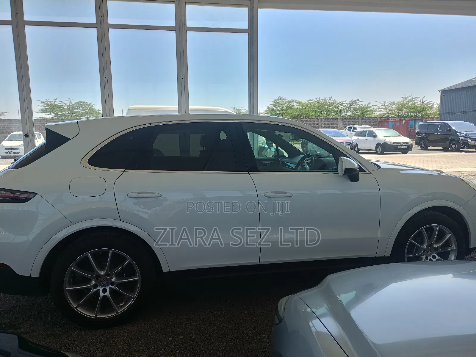 Porsche Cayenne 2018 White