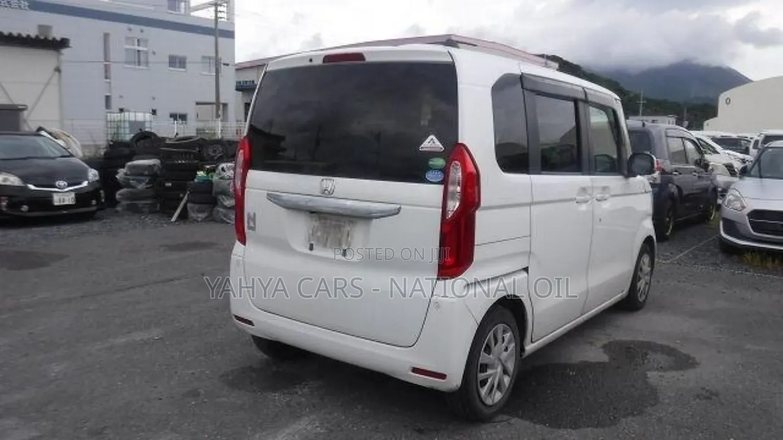 Honda N-Box 660 FWD 2018 White