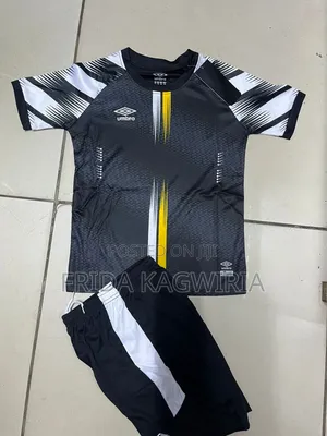 Kids Umbro Football Jerseys