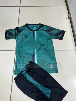 Kids Umbro Football Jerseys