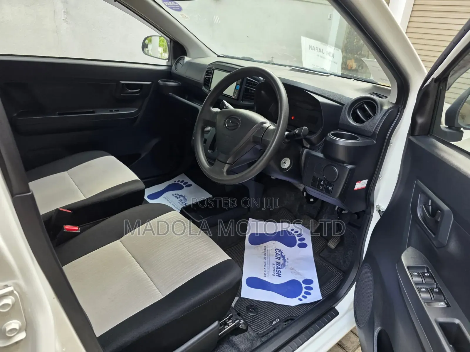 Daihatsu Mira 2019 White