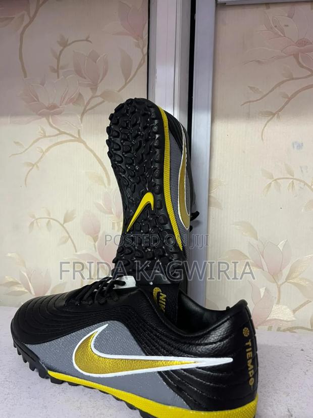 Nike Trainers - thumbnail 4