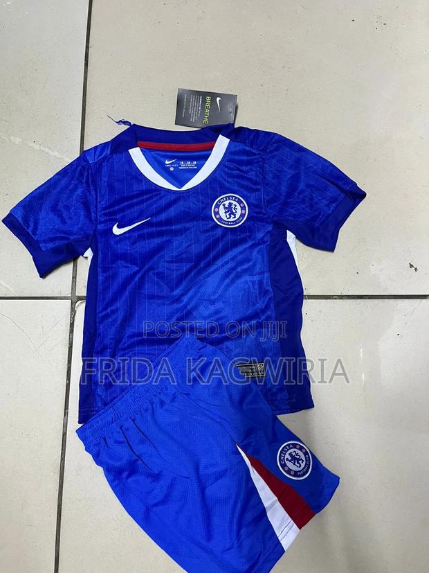 Kids Chelsea Football Jersey (3years to 18 Years) - thumbnail 2