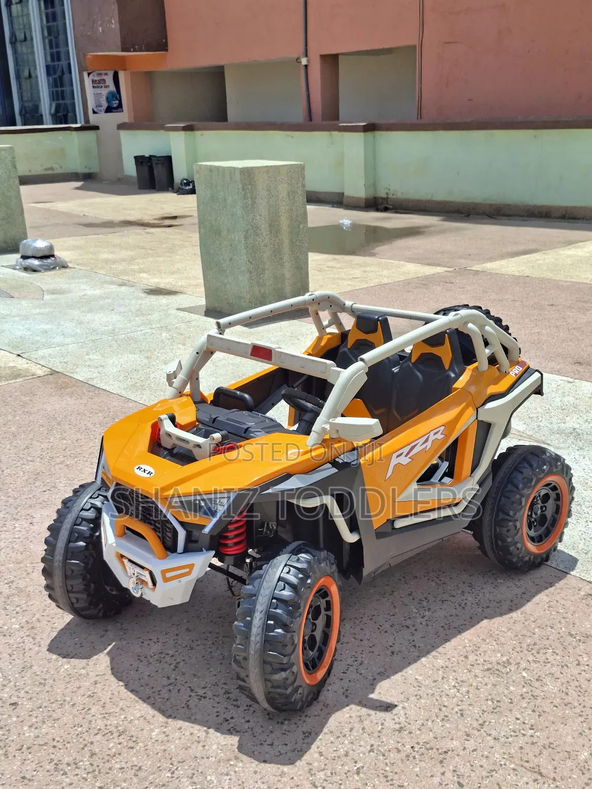 Rechargeable Kids Car With Rubber Wheels